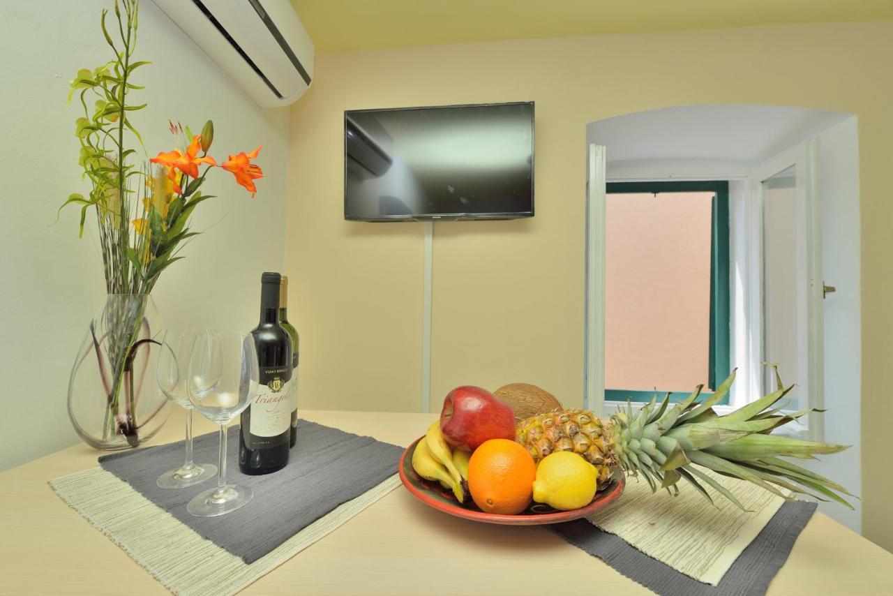 נוביגראד דאלמטיה Apartments Carpe Diem מראה חיצוני תמונה